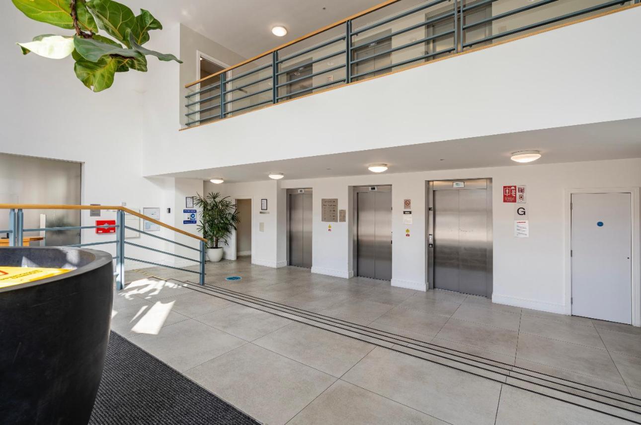 Spacious 2 Bedroom Penthouse Retreat London Eksteriør bilde